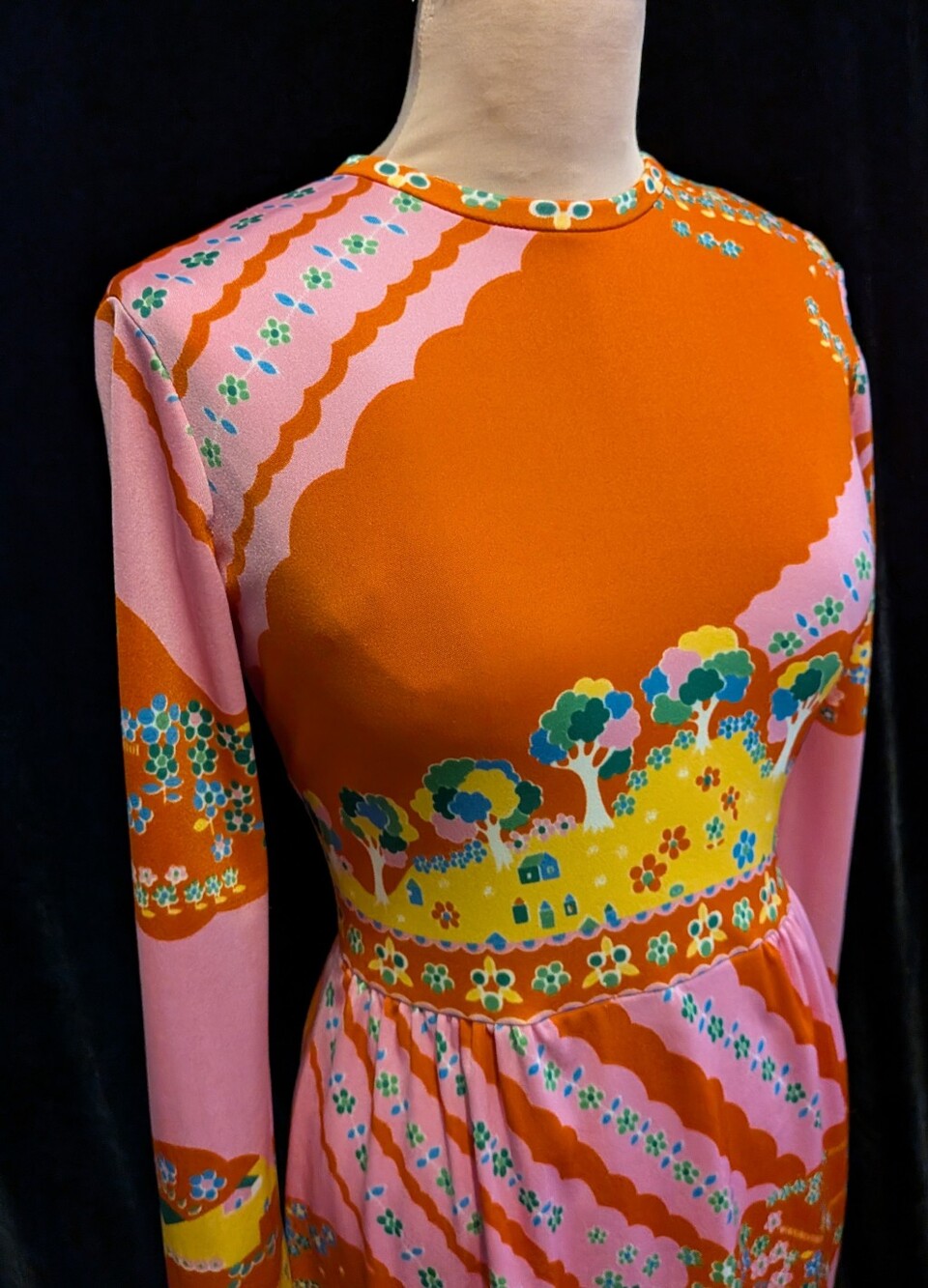 PAGANNE Vintage 70s Bold Print Knit Dress. - Picture 2 of 11